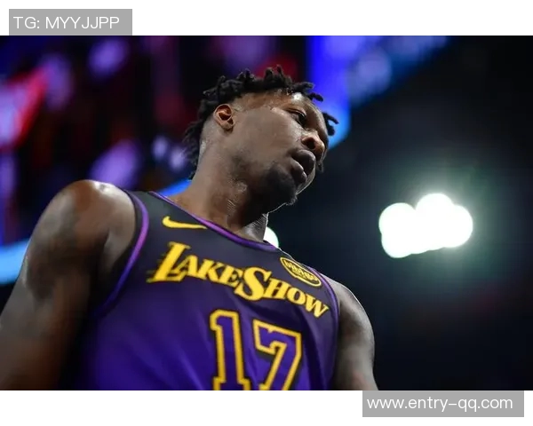 文班成为防守焦点火箭球员对他表现出色12投8中